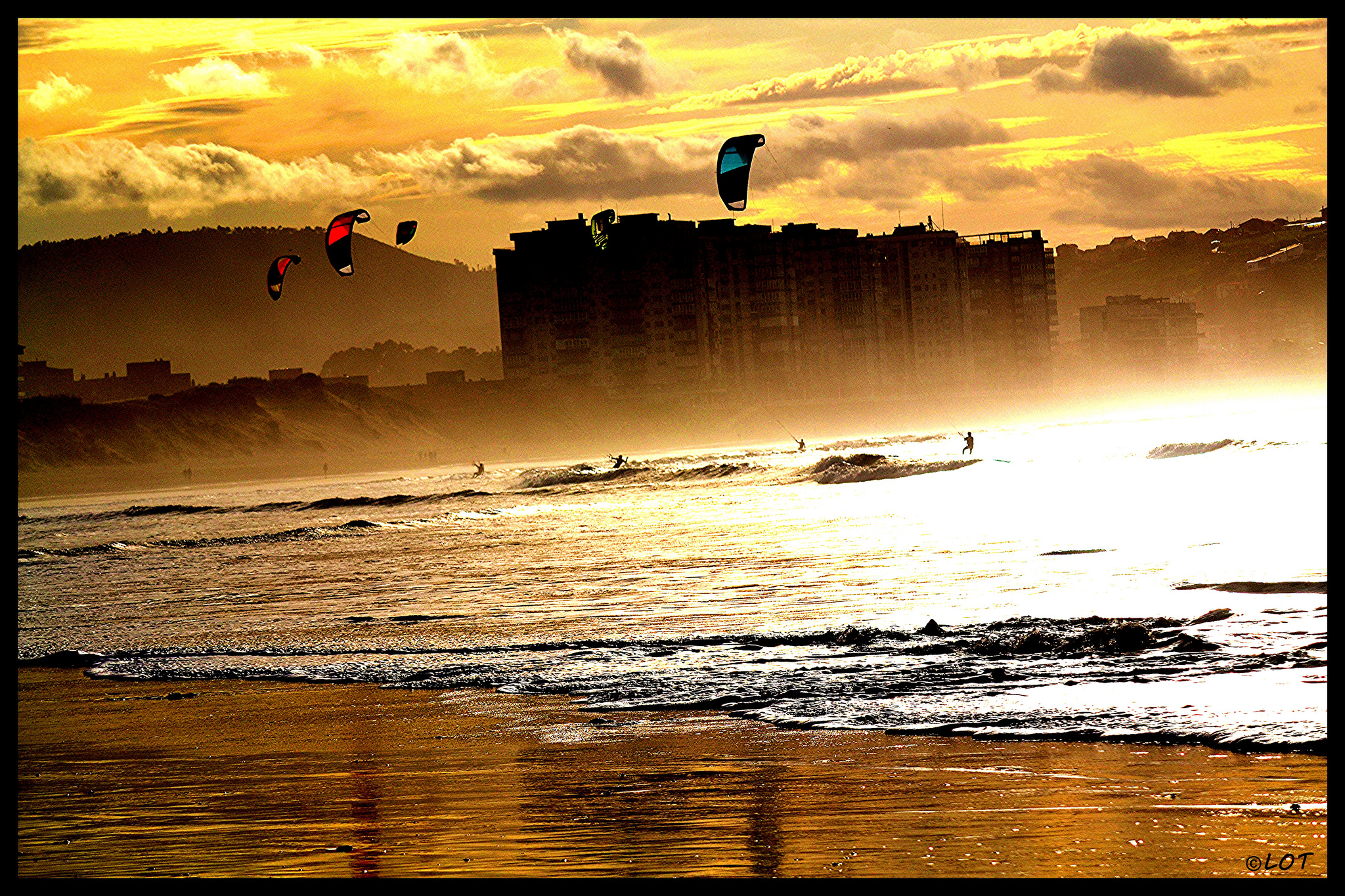 Kite en el atardecer